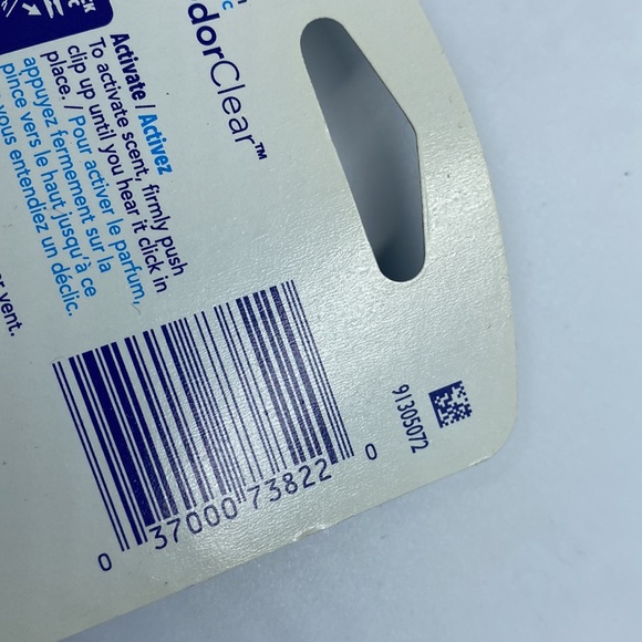 Febreze Car Unstoppable 2.2 mL Must Bundle with another item to purchase! - Picture 4 of 6